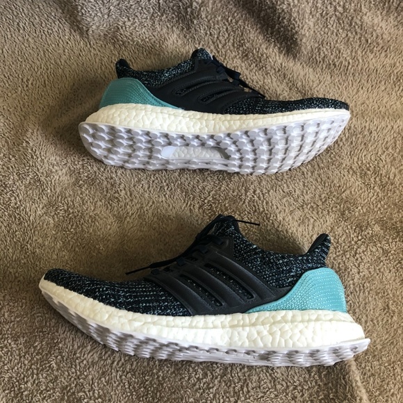 Adidas Ultra Boost 4.0 Parley Carbon Blue - Picture 5 of 8